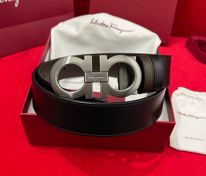 Salvatore Ferragamo Reversible Leather Belt – Double Gancini Buckle