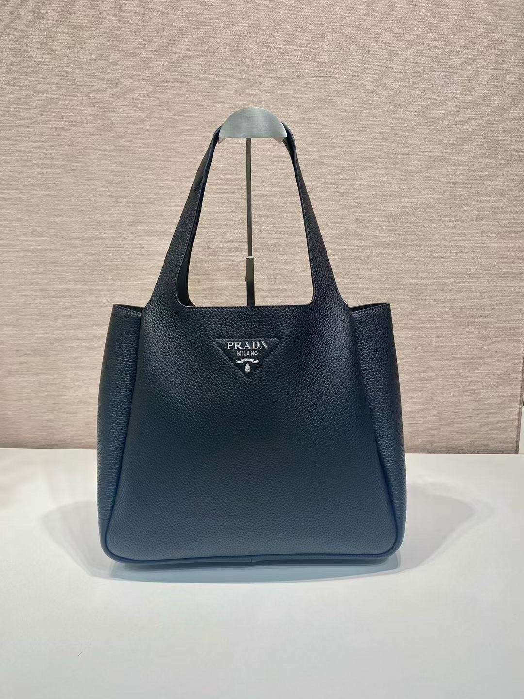 Prada Medium Tote Bag – Black Pebbled Leather