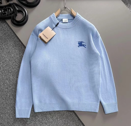 Burberry Light Blue Knit Sweater with Equestrian Knight Embroidery