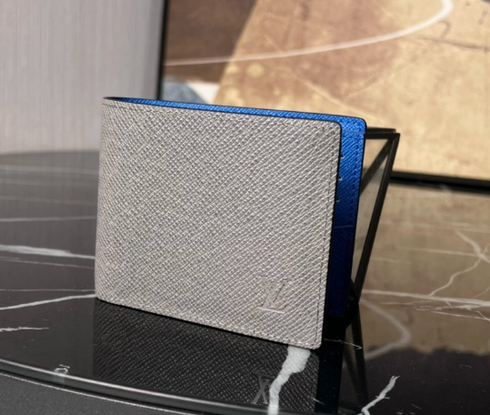 Louis Vuitton Taiga Leather Wallet