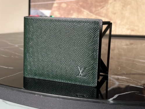 Louis Vuitton Taiga Leather Wallet – Green