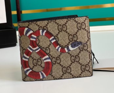 Gucci GG Supreme Wallet – Kingsnake Beige Canvas