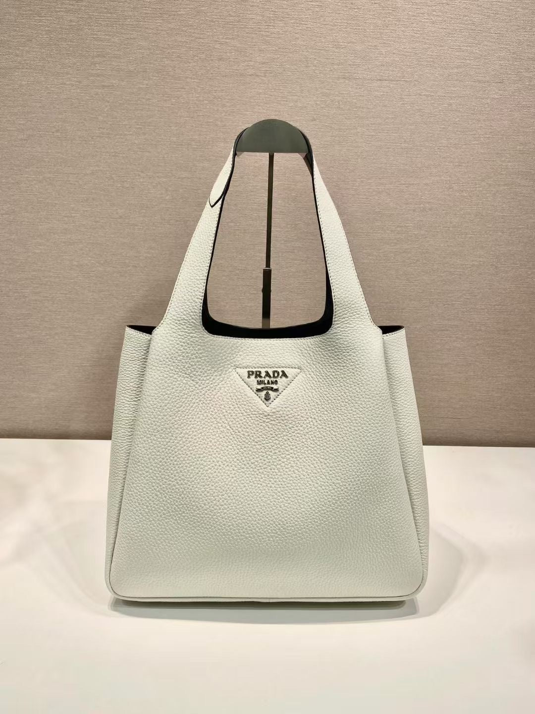 Prada Medium Tote Bag – White Grained Leather