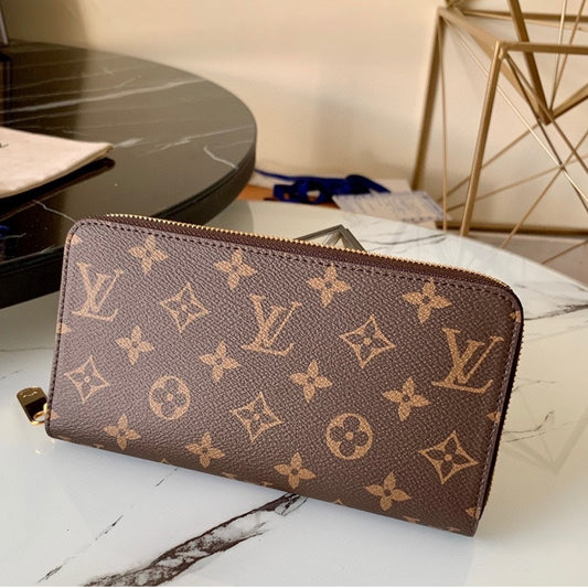 Louis Vuitton Zip-Around Walle